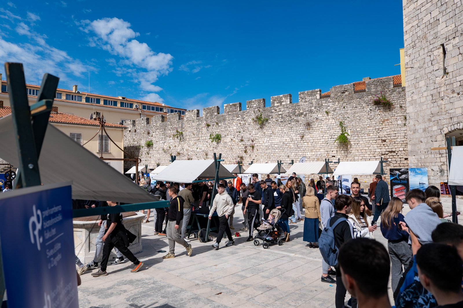 gallery image-undefined